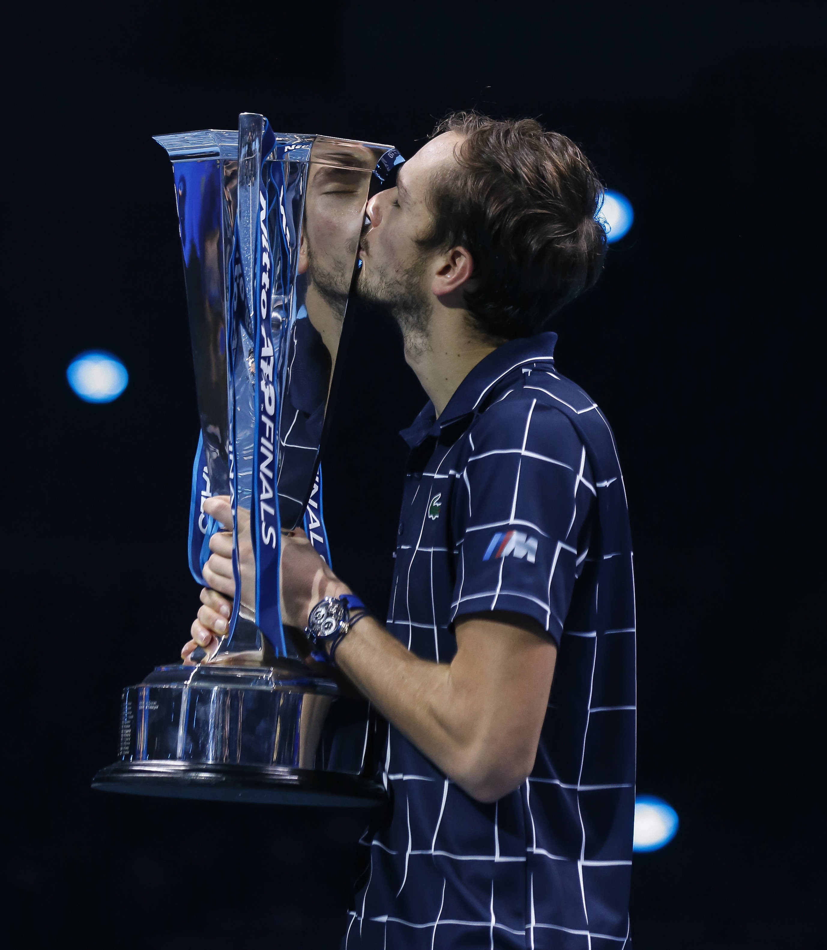 拉沃尔杯轻取ATP总决赛，梅德韦杰夫点燃赛场