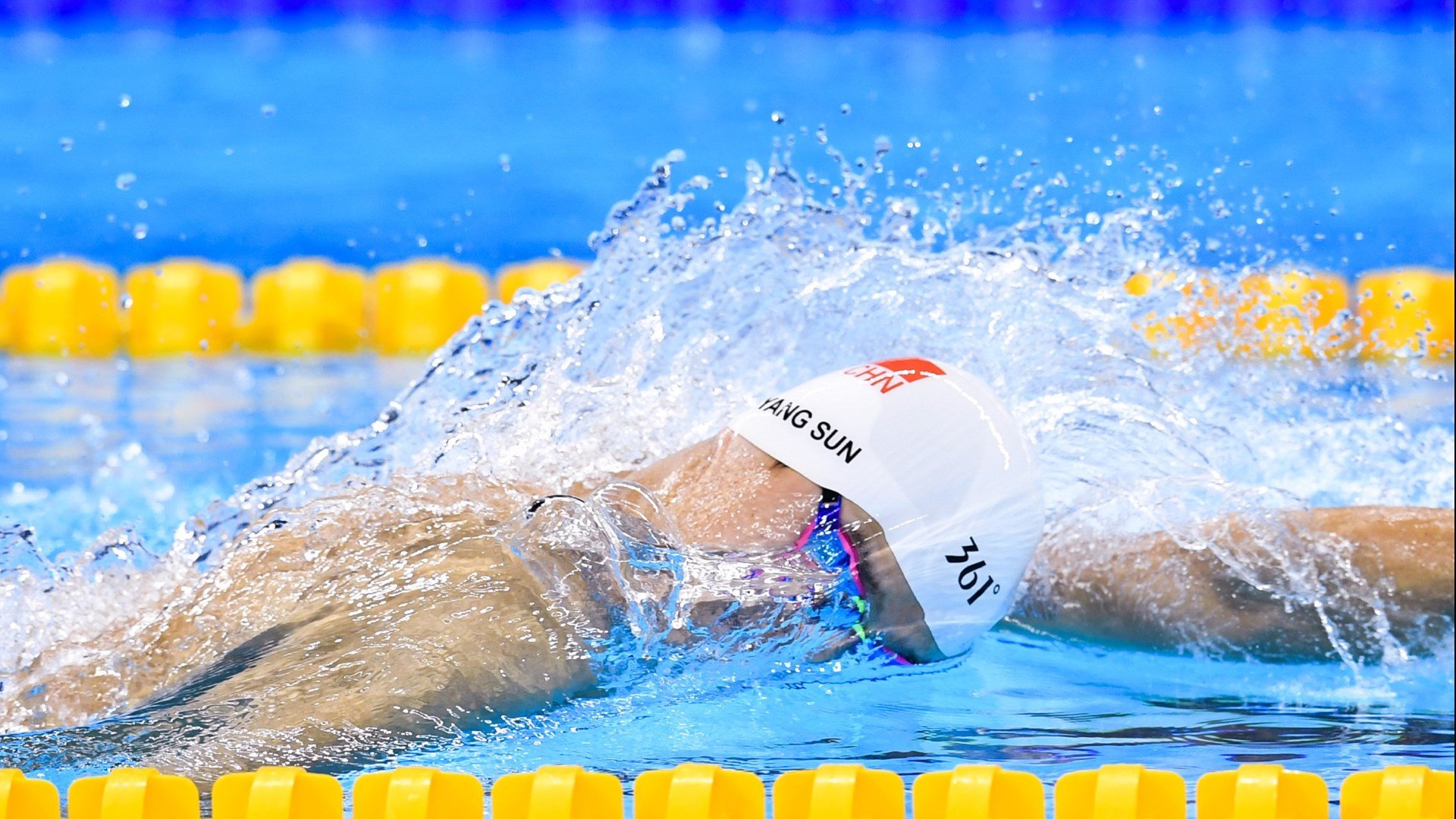 小贾伦爆发！湖人生死战逆转上海，詹姆斯赛后这番话意味深长