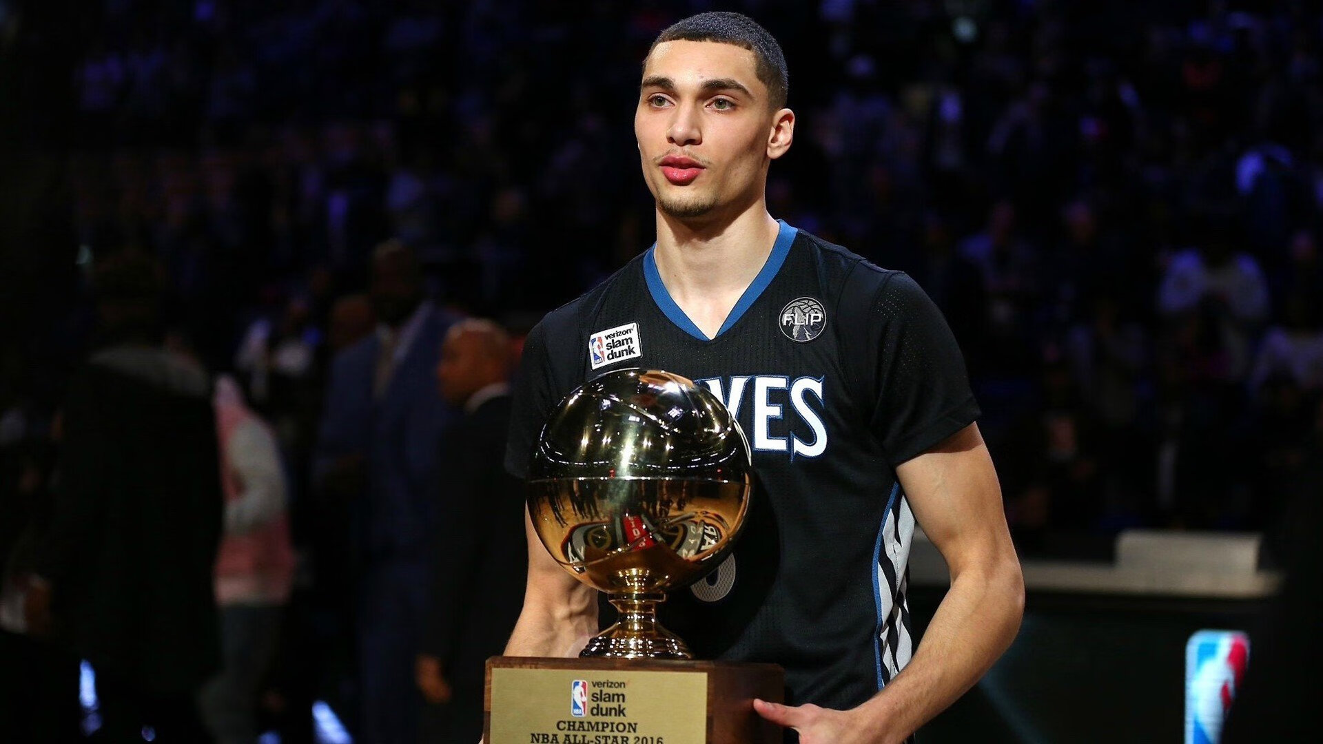 戈贝尔屠城费城，当防守巨兽撕碎进攻封印